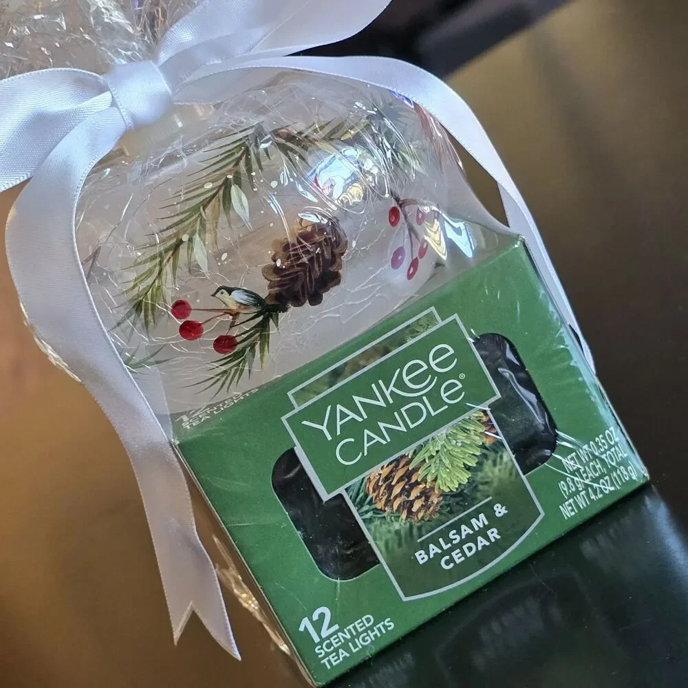 Yankee Candle Balsam & Cedar Scented Mini Tealight Candles 12 Pack Xmas 4-6hr